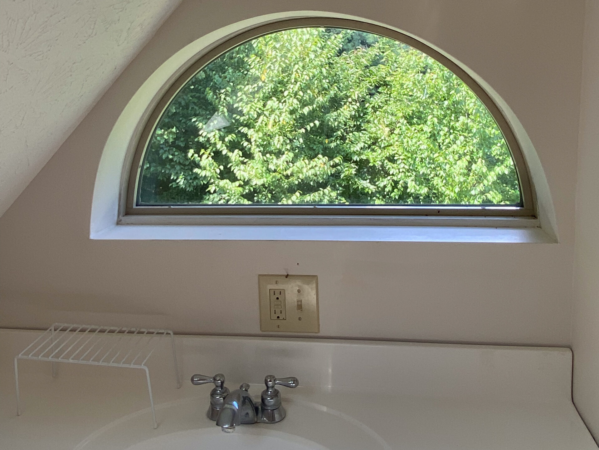 115 Lonesome Pine at Watauga Lake Half Bath -1
