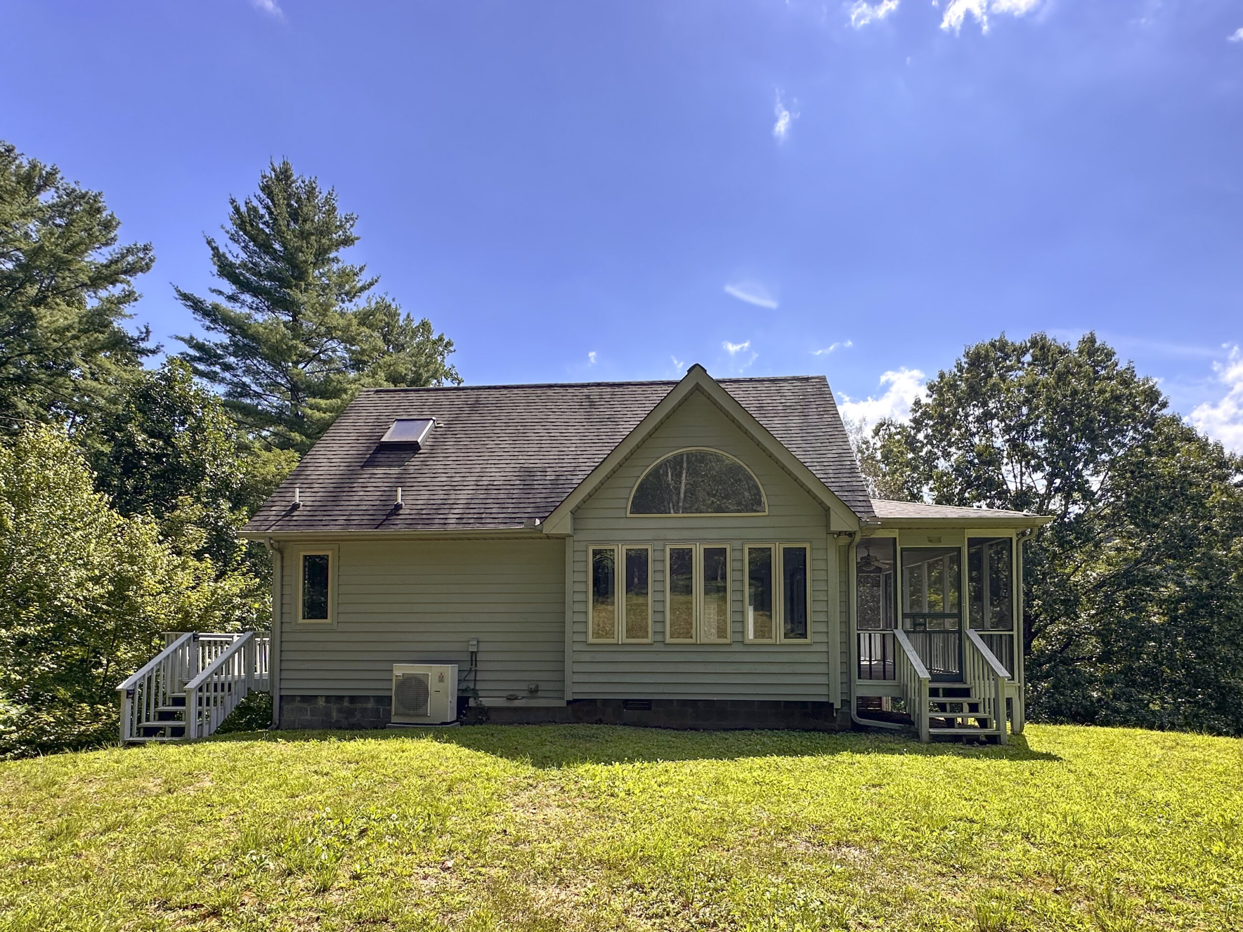 115 Lonesome Pine Trail at Watauga Lake Exterior-2