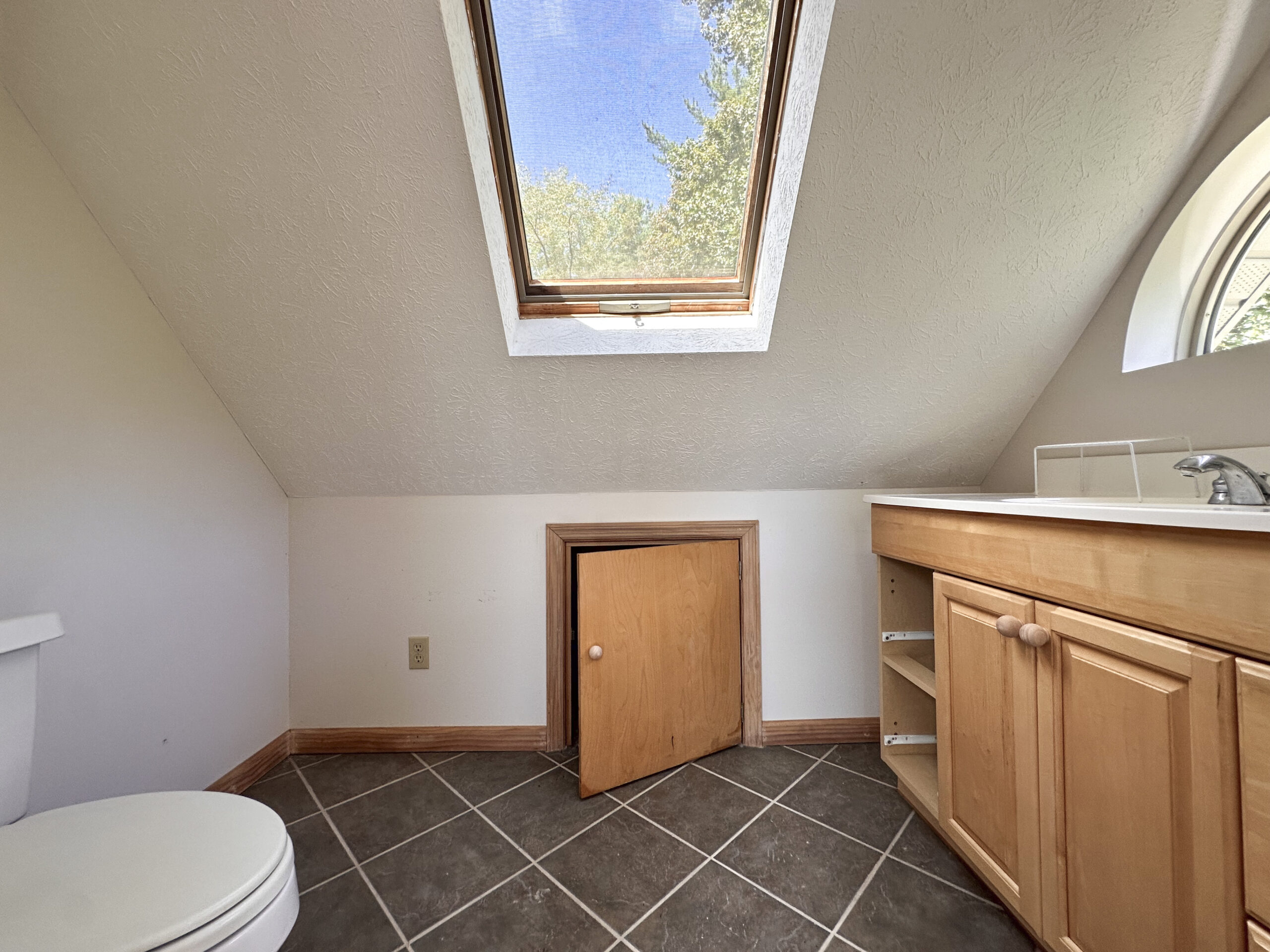 115 Lonesome Pine at Watauga Lake Half Bath-2